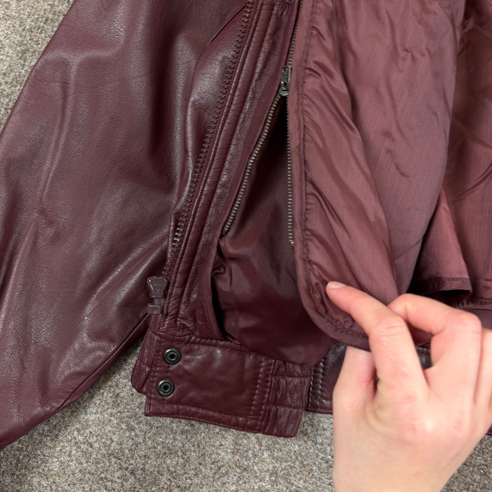 Vintage Byrnes & Baker Burgundy Maroon Genuine Leather Bomber Jacket Mens Medium - Picture 8 of 10